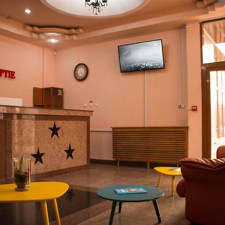 N&S Hotel Barlad Bîrlad Dış mekan fotoğraf