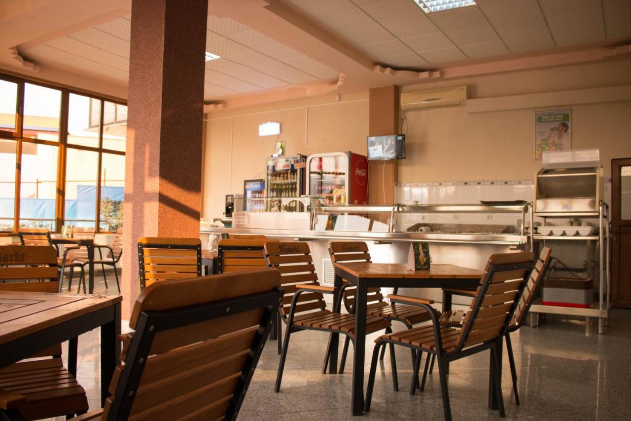 N&S Hotel Barlad Bîrlad Dış mekan fotoğraf